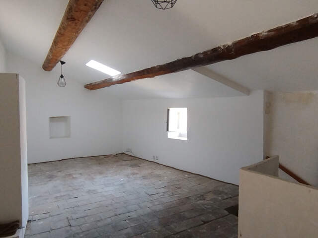 Maison de village 93m2 , 3 chambres , combles aménagés . — photo du bien