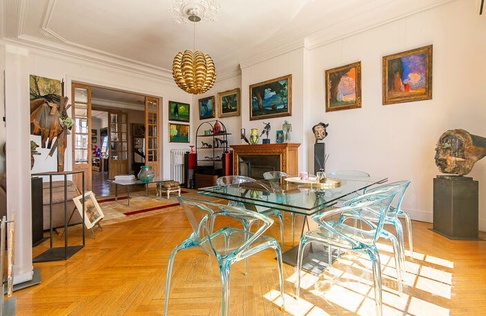 DUPLEX BOURGEOIS T7 de CHARME en ATTIQUE - DERNIER ETAGE - T — photo 3