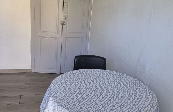Location appartement 2 pièces 39 m² à Roanne (42300) — photo 4