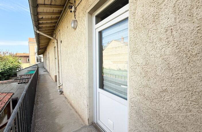 Location appartement 2 pièces 39 m² à Roanne (42300) — photo 5
