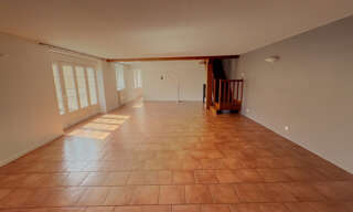 Maison 9 Pièces 227 m² à vendre à Montbré (51500)
