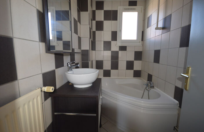 T3 entièrement rénové à Bavans — photo 3