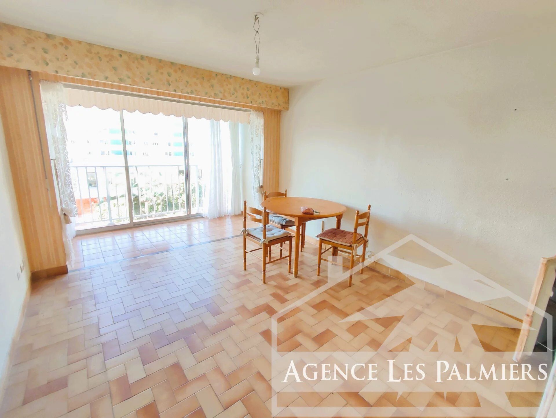 Appartement  T1 à vendre Lavandou (Le) 83980