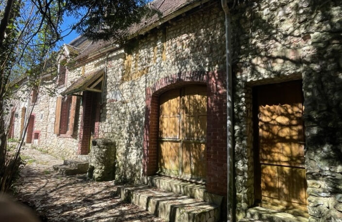 Proche Condé  sur Huisne, en fin de hameau, maison de pays à — photo 2