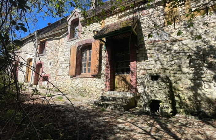 Proche Condé  sur Huisne, en fin de hameau, maison de pays à — photo 3