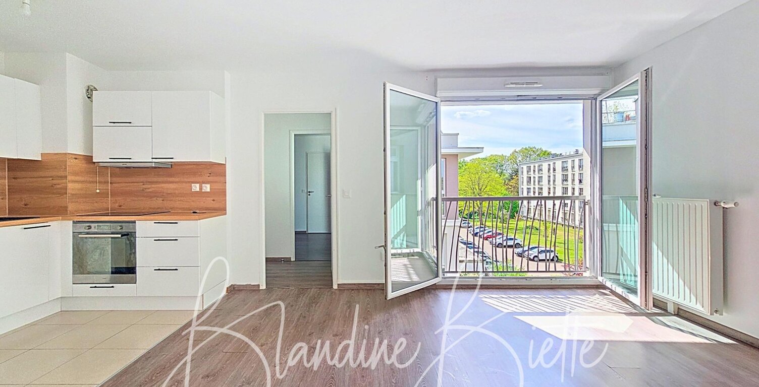 Grand deux pièces dans résidence récente à 17 mn du RER — photo 1