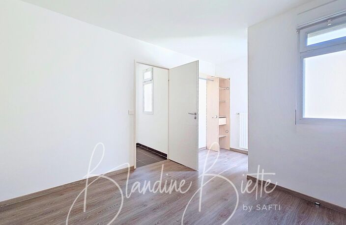 Grand deux pièces dans résidence récente à 17 mn du RER — photo 5