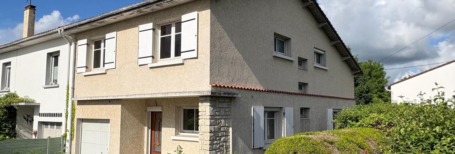 Maison 4 Pièces 140 m² à vendre à Saintes (17100)