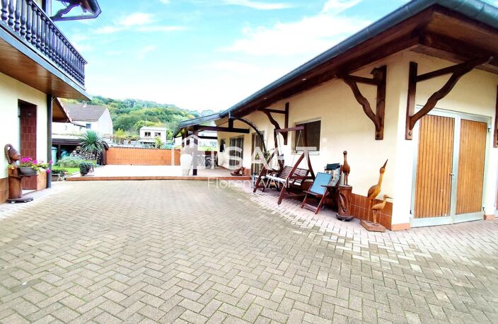 Maison d'habitation avec annexe au cœur du village — photo 2