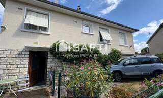 Maison 5 Pièces 109 m² à vendre à Saint-Hilaire-en-Lignières (18160)