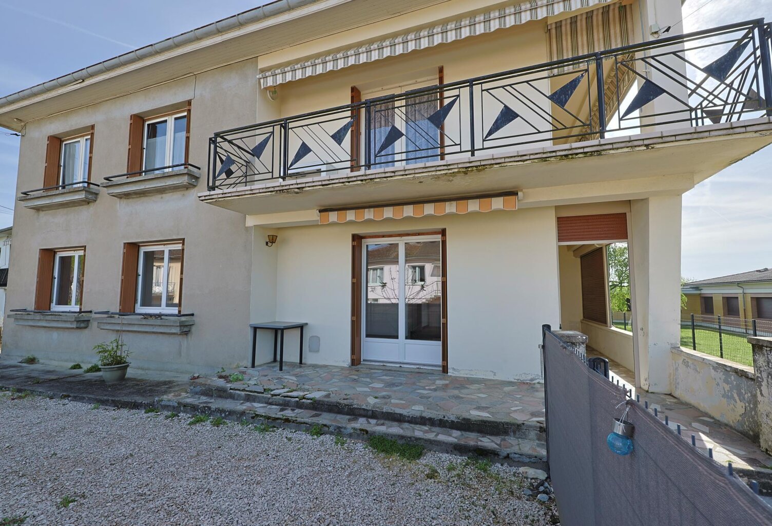 Appartement 90 m² habitables - Saint Trivier de Courtes — photo 1