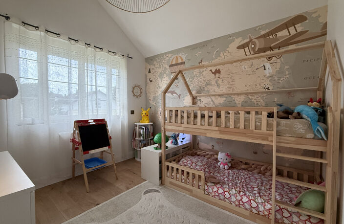 Maison familiale 180m2 5 chambres, face au Parc des sports S — photo 4