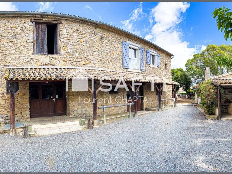 Domaine composé d'un bâtiment et d'une maison vignerone ! — photo 1