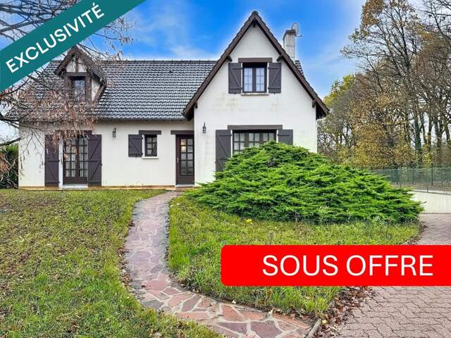 Charmante maison familiale de 5 chambres avec sous-sol complet — photo du bien