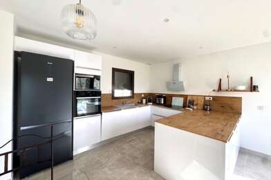 Maison 5 pièces 389900 €