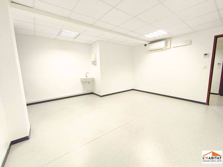 Local professionnel - 30m ² — photo 1
