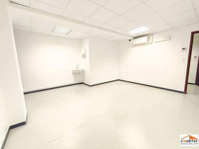 Local professionnel - 30m ² — photo du bien