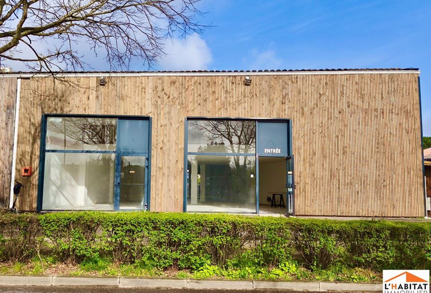 Local commercial - 280m ² — photo 1
