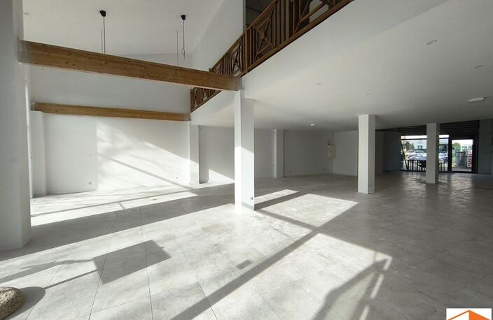 Local commercial - 280m ² — photo 2