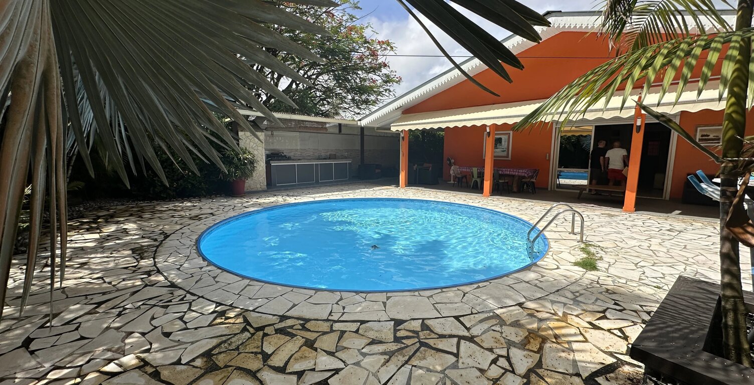 VOTRE VILLA T4 AVEC PISCINE ET JACUZZI À MONTJOLY — photo 1