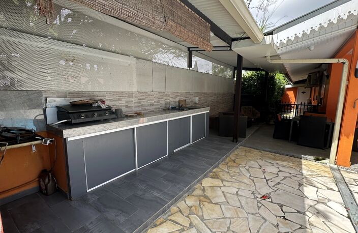 VOTRE VILLA T4 AVEC PISCINE ET JACUZZI À MONTJOLY — photo 3