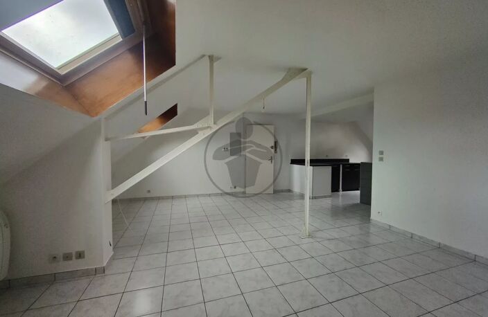 Appartement - 93 m² - 6 pièces — photo 3