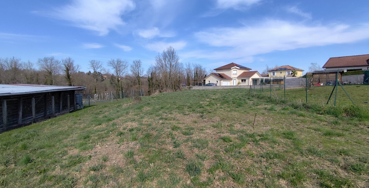 A Vendre terrain constructible de 1200m2 à Saint Didier de — photo 1