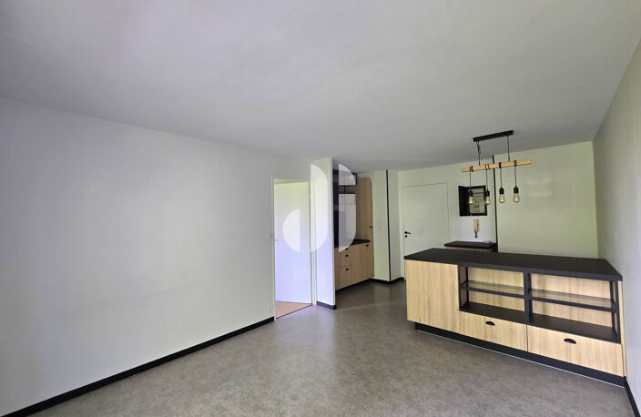 Appartement MERIGNAC ARLAC 2 pièces 34 m2 avec balcon et par — photo 2