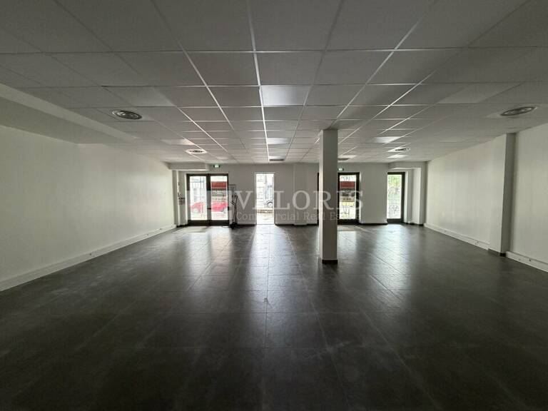 LOCAL COMMERCIAL à LOUER — photo 1