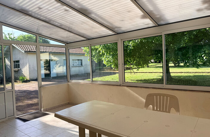 À Bourg, maison de plain-pied  de 137 m2 — photo 2