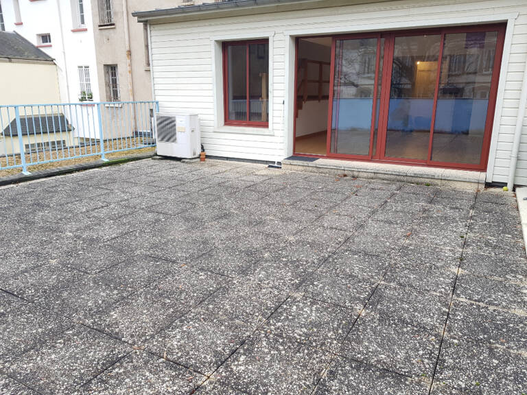 Appartement Évreux 3 pièces 77.82 m²  avec Terrasse et Cave — photo 1