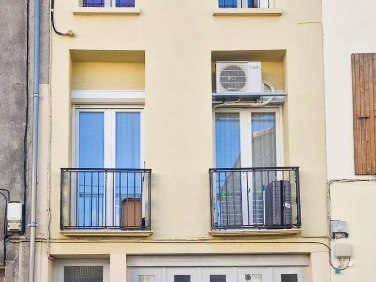 Immeuble de rapport proche des commodités — photo 1