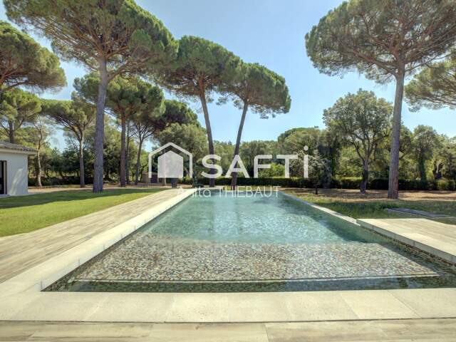 ROQUEBRUNE SUR ARGENS - Maison principale 268m² et maison annexe 75m2 sur terrain d'1 hectare au calme absolu — photo du bien