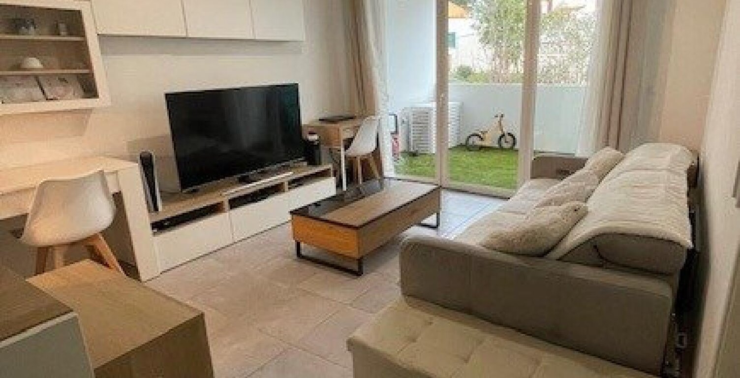APPARTEMENT AU COEUR DE CHATEAU GOMBERT — photo 1