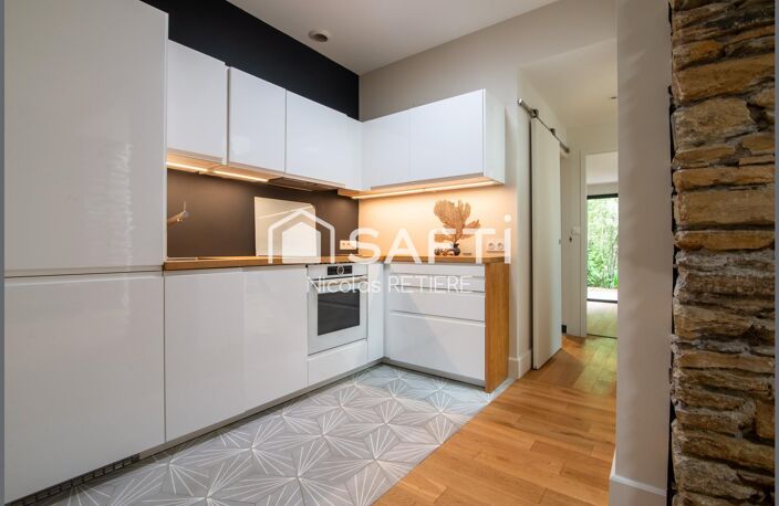 Maison rénovée avec jardin intimiste 3/4 pièces de 80 m2 100m2 au sol — photo 3