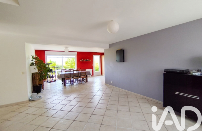 Vente Maison/villa 8 pièces — photo 2