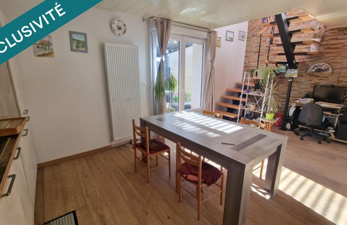 Investissement uniquement  Nue-propriété (occupé)  Duplex RDC 81m2 avec terrasse, garage  Saône — photo 2