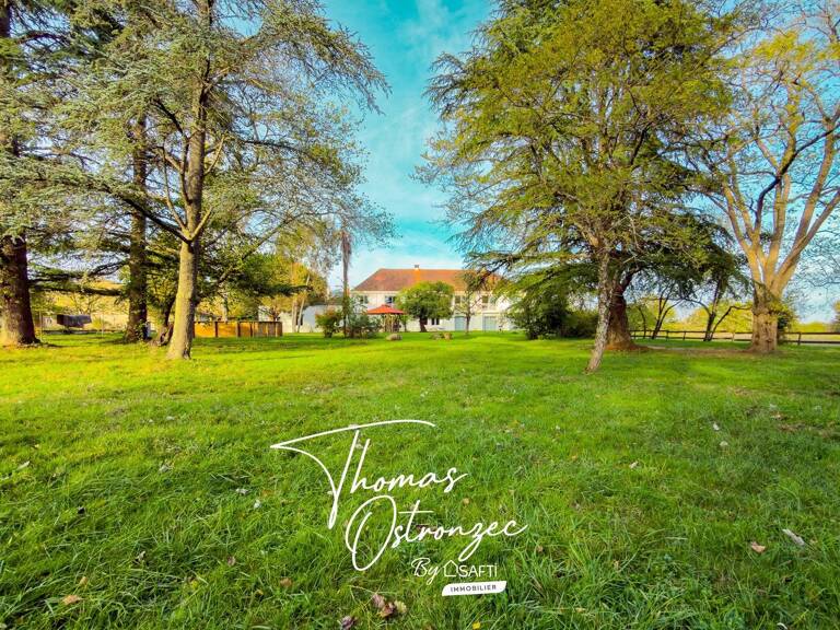 Demeure de charme 600m², 8 chambres sur 3 hectares — photo 1