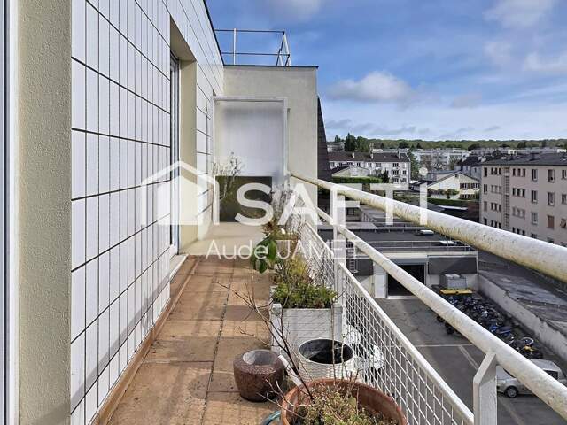 RUE DE VERSAILLES AU 4EME ET DERNIER ETAGE — photo du bien