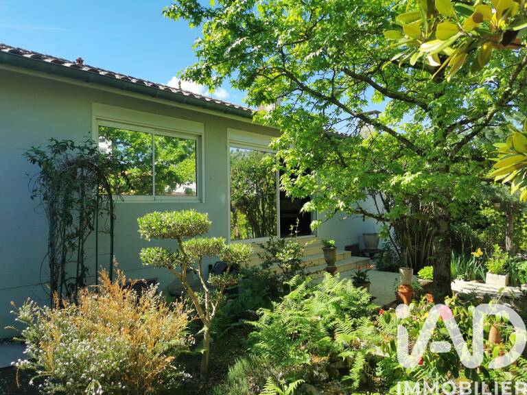 Vente Maison/villa 8 pièces — photo 1