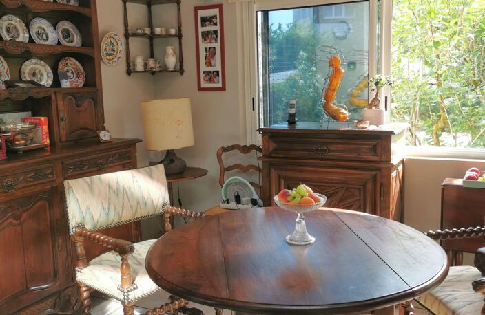 Vente Maison/villa 8 pièces — photo 2