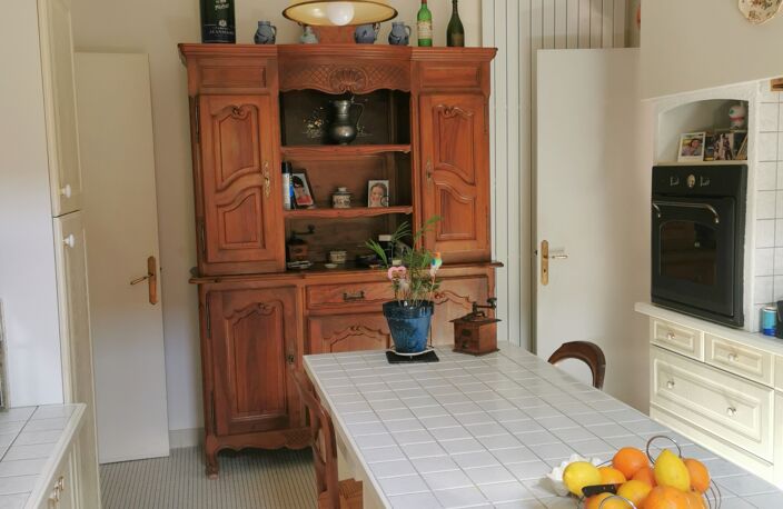 Vente Maison/villa 8 pièces — photo 4