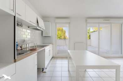 Appartement 3 pièces 242000 €