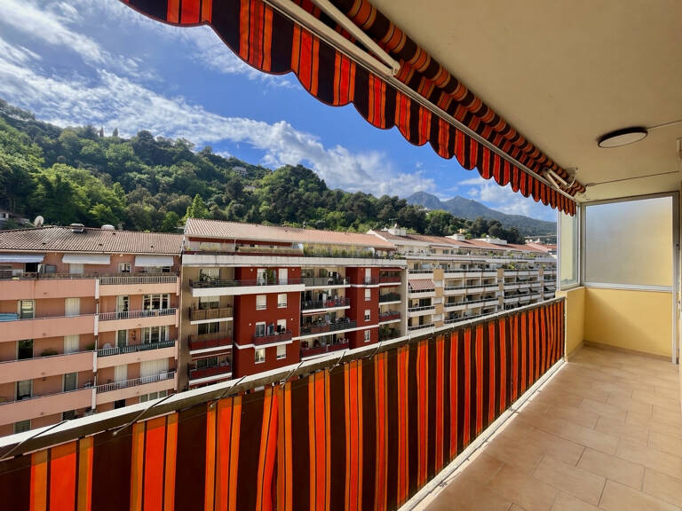 4 pièces rénové avec terrasse, balcon, et cave   Menton Vall — photo 1