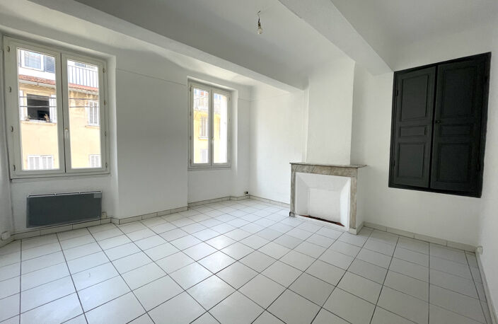 M2295 - TOULON - Le Mourillon - Appartement T2 — photo 2
