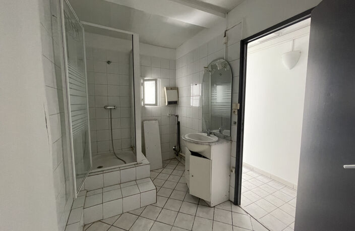 M2294 - TOULON - Le Mourillon - Appartement T2 — photo 5