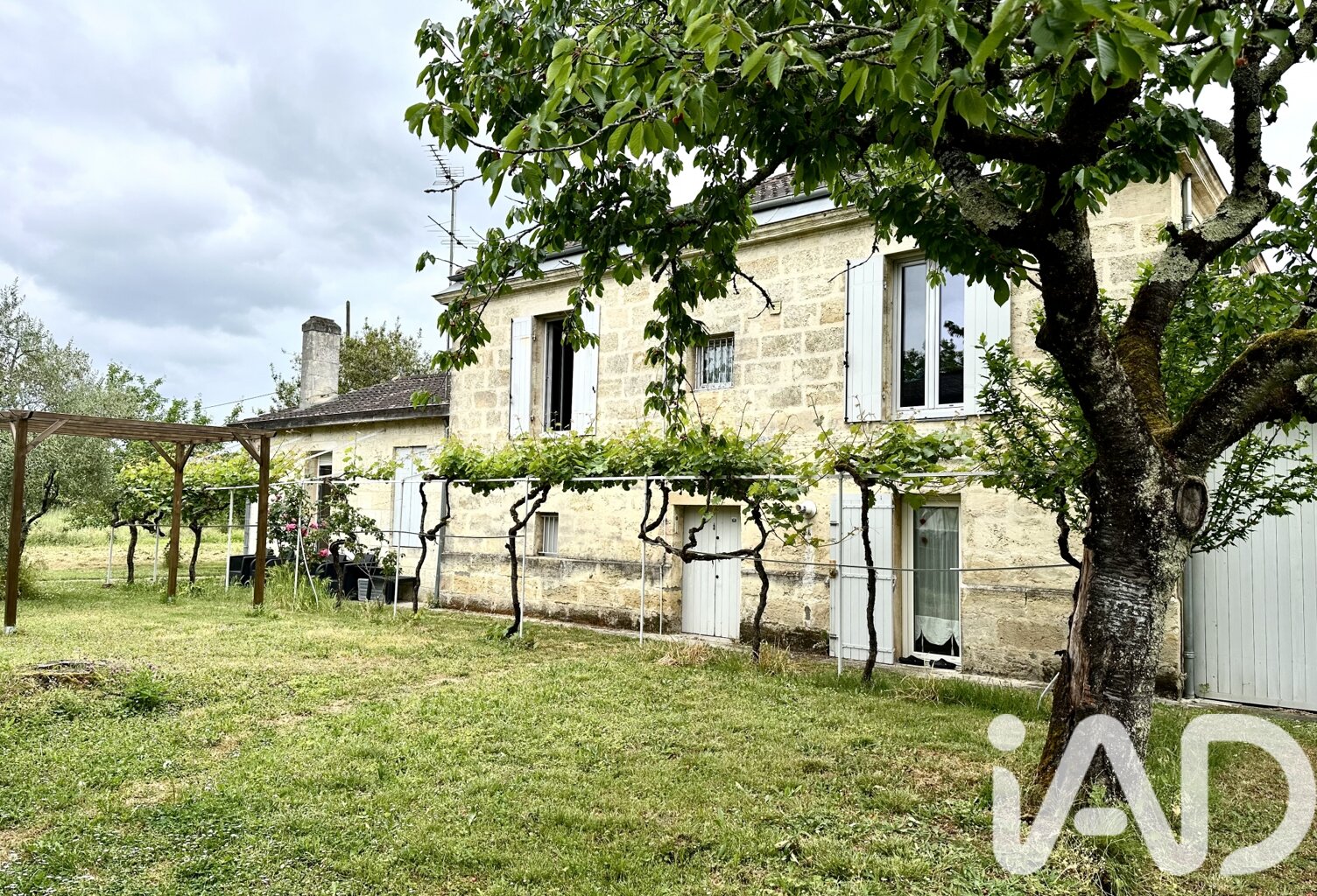 Vente Maison traditionnelle 9 pièces — photo 1