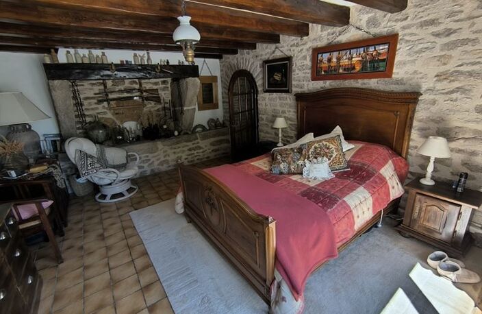 Maison en pierre de 6 pièces principales — photo 4