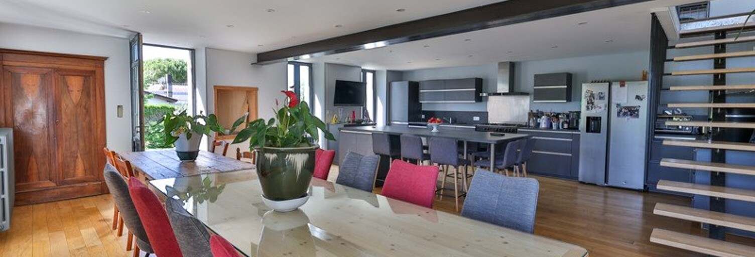 Maison 8 Pièces 256 m² à vendre à Barbezieux-Saint-Hilaire (16300)
