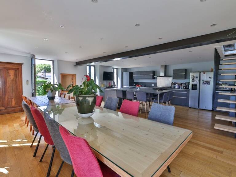 Maison 8 pièces 256 m² — photo 1